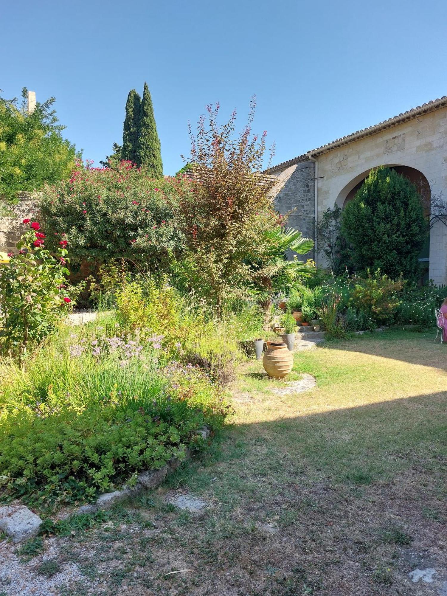 Mas Fontclaire - Sommieres Apartment Exterior photo